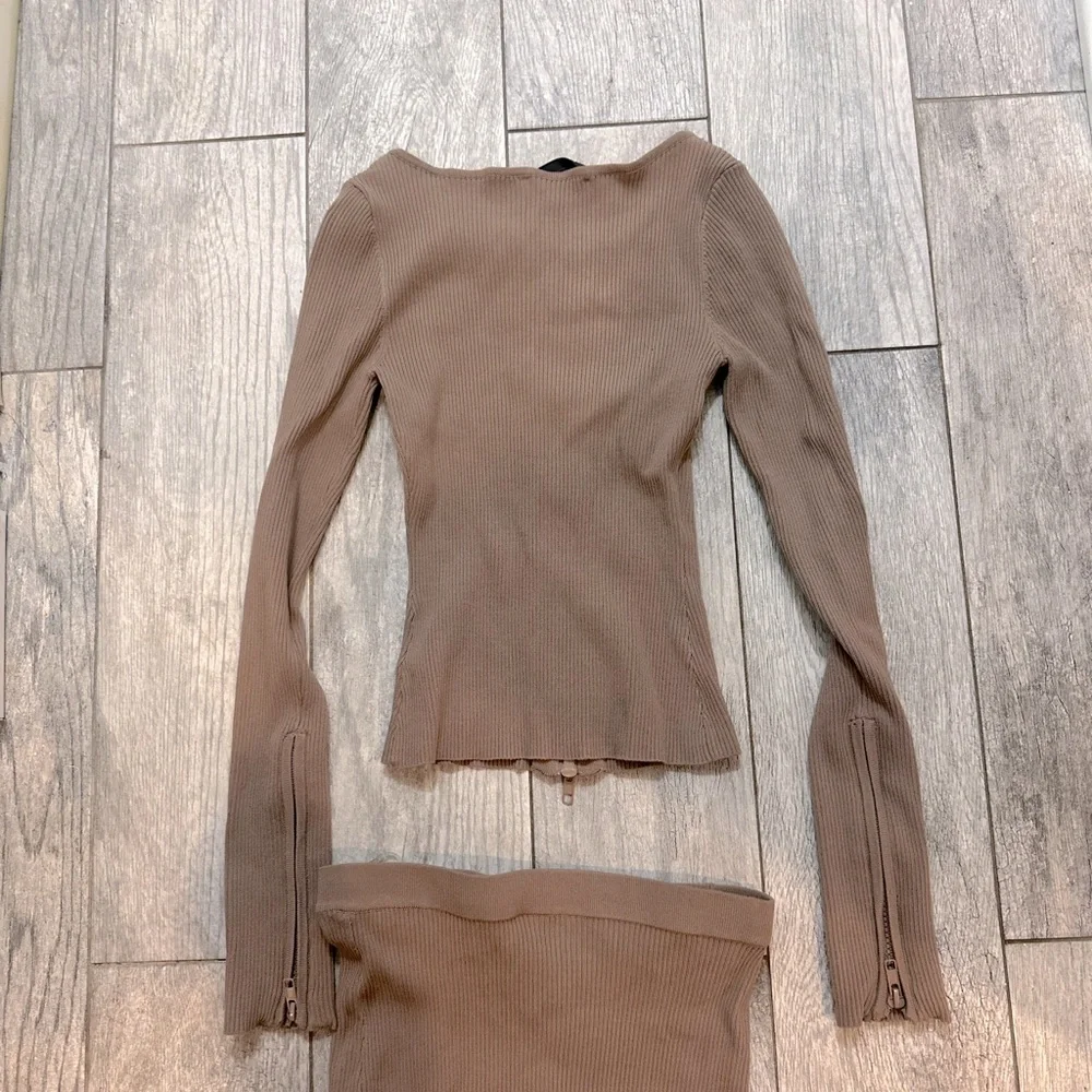 ✨NWOT” Hera Collection” Tan” Ribbed Set - Picture 5 of 10